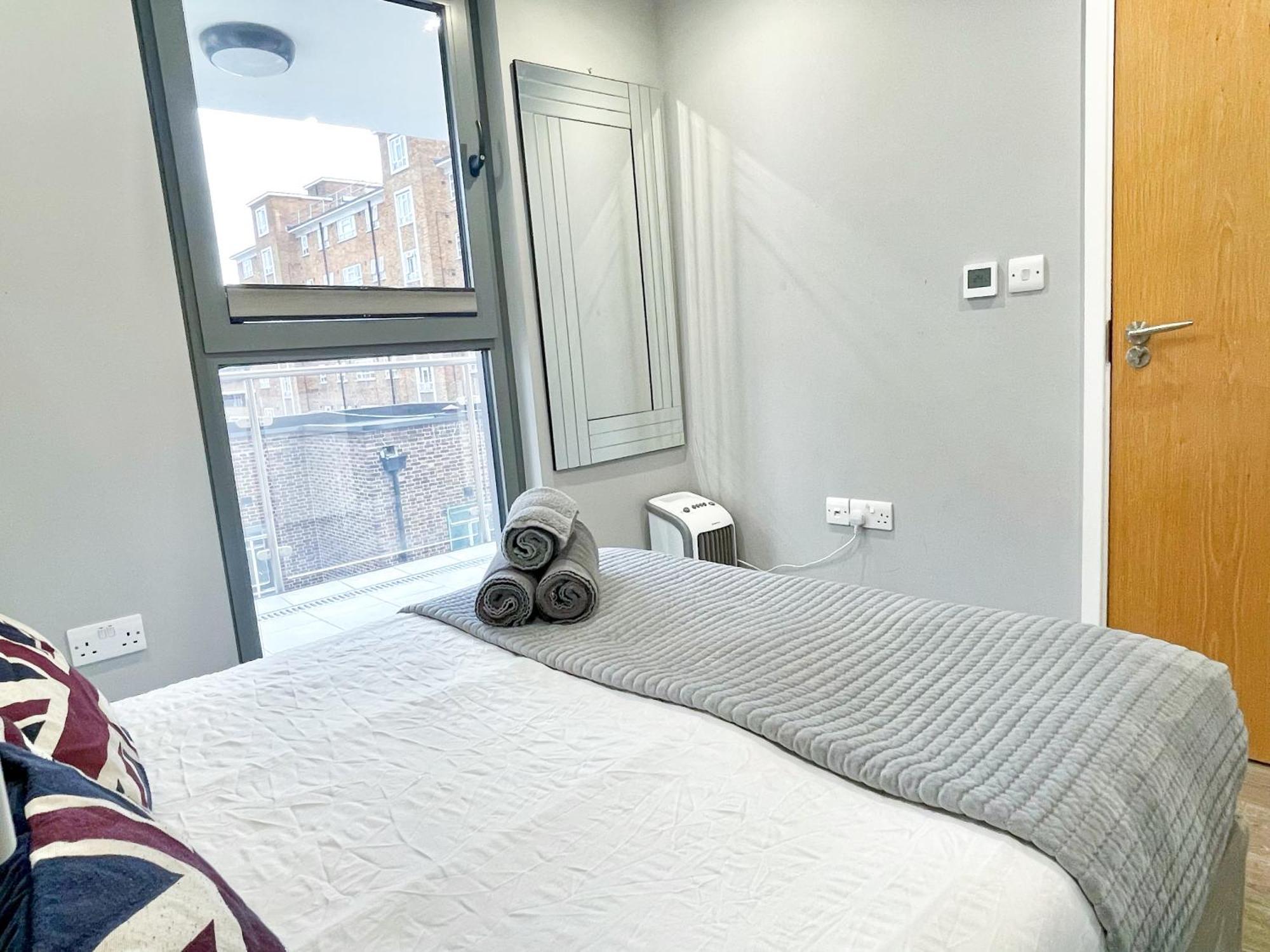 Contemporary Apartments With Private Terraces In Shoreditch, Hoxton, Islington ロンドン エクステリア 写真
